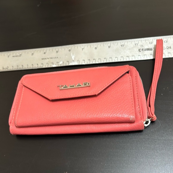 Tahari Handbags - Adorable Tahari pink wristlet!